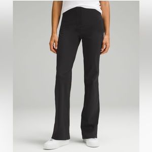 Lululemon - Smooth Fit Pant